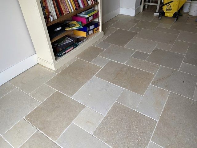 images/lime-stone-floors/slider/lime-stone-floor-cleaning (1)-kireth-ai.jpeg